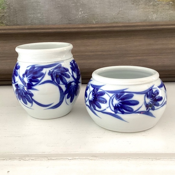 Vintage Sheepscot River Pottery BLUE FLORAL 2 Vases Studio Pottery Maine 1991 - Picture 2 of 12